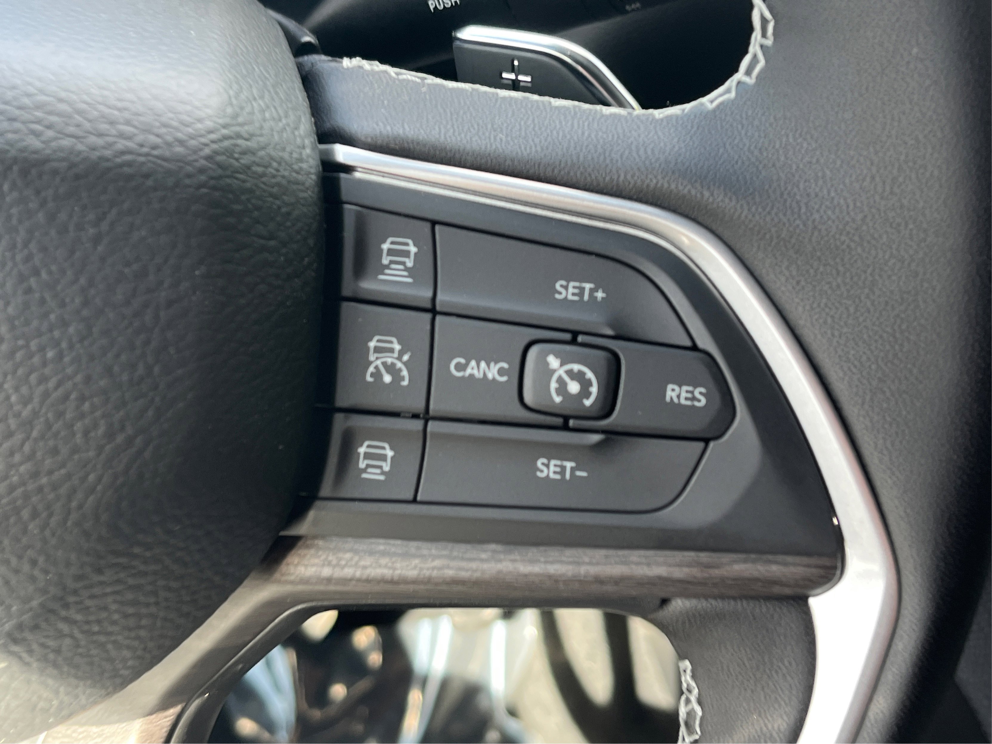 New 2025 Jeep Grand Cherokee Limited image 58