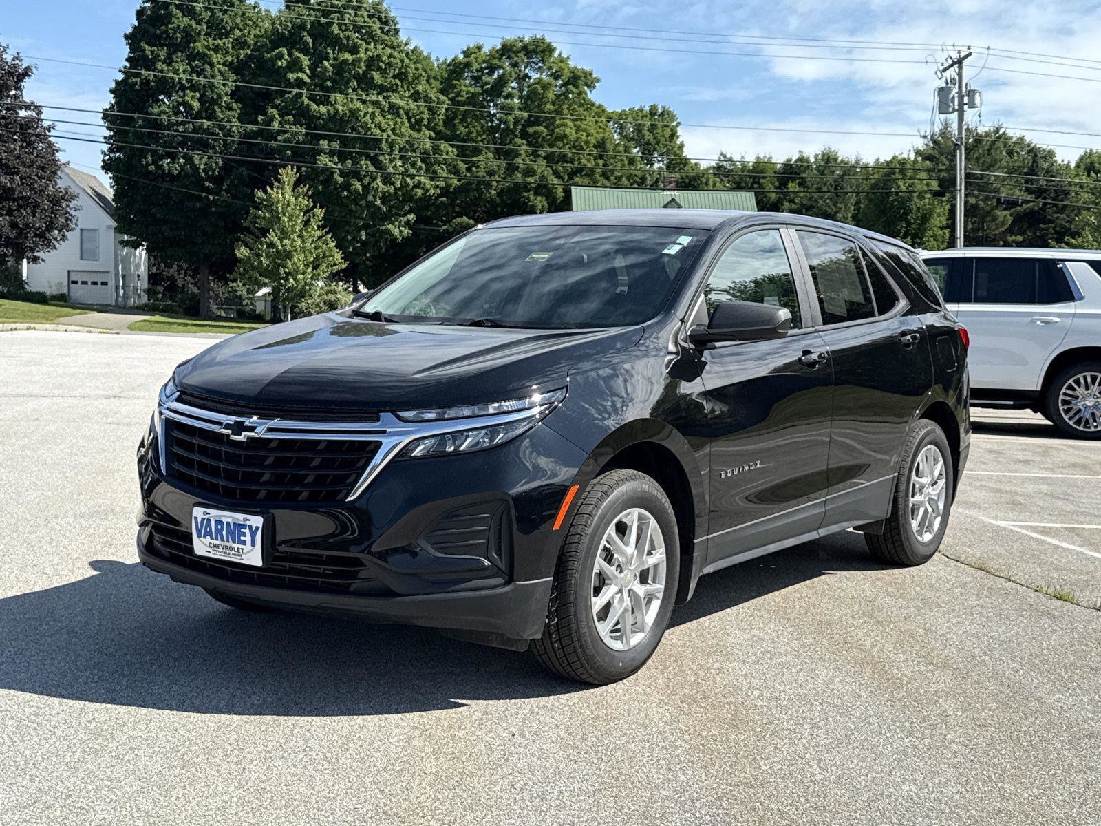 Used 2022 Chevrolet Equinox LS w/ LS Convenience Package