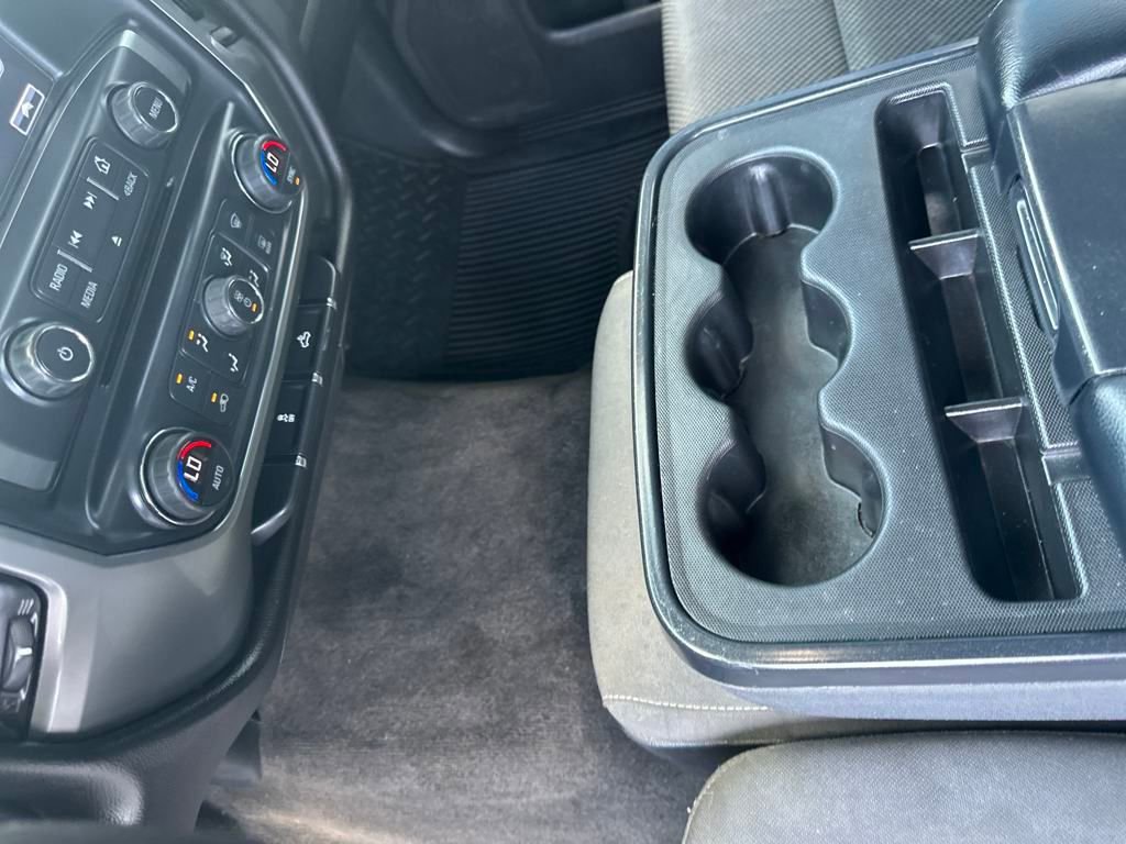 Used 2018 Chevrolet Silverado 1500 LT w/ LT Eassist Package image 30