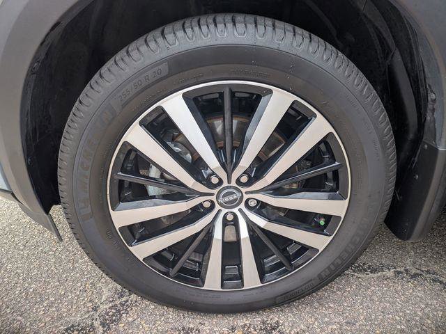 Used 2024 Nissan Pathfinder Platinum image 30