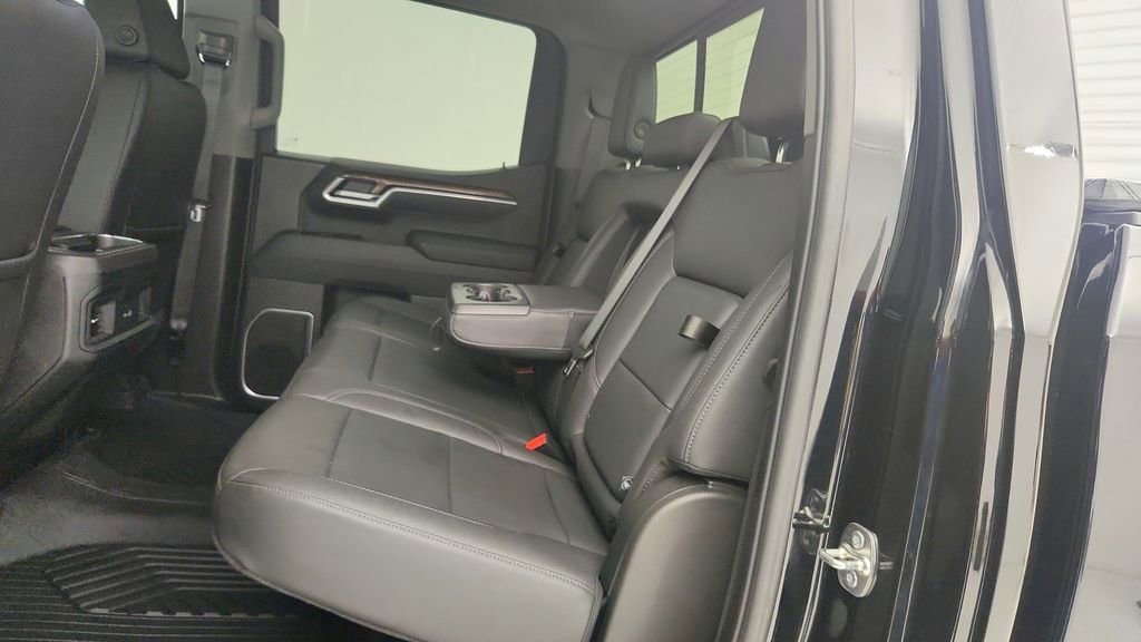 Used 2025 Chevrolet Silverado 1500 RST AWD/4WD image 27