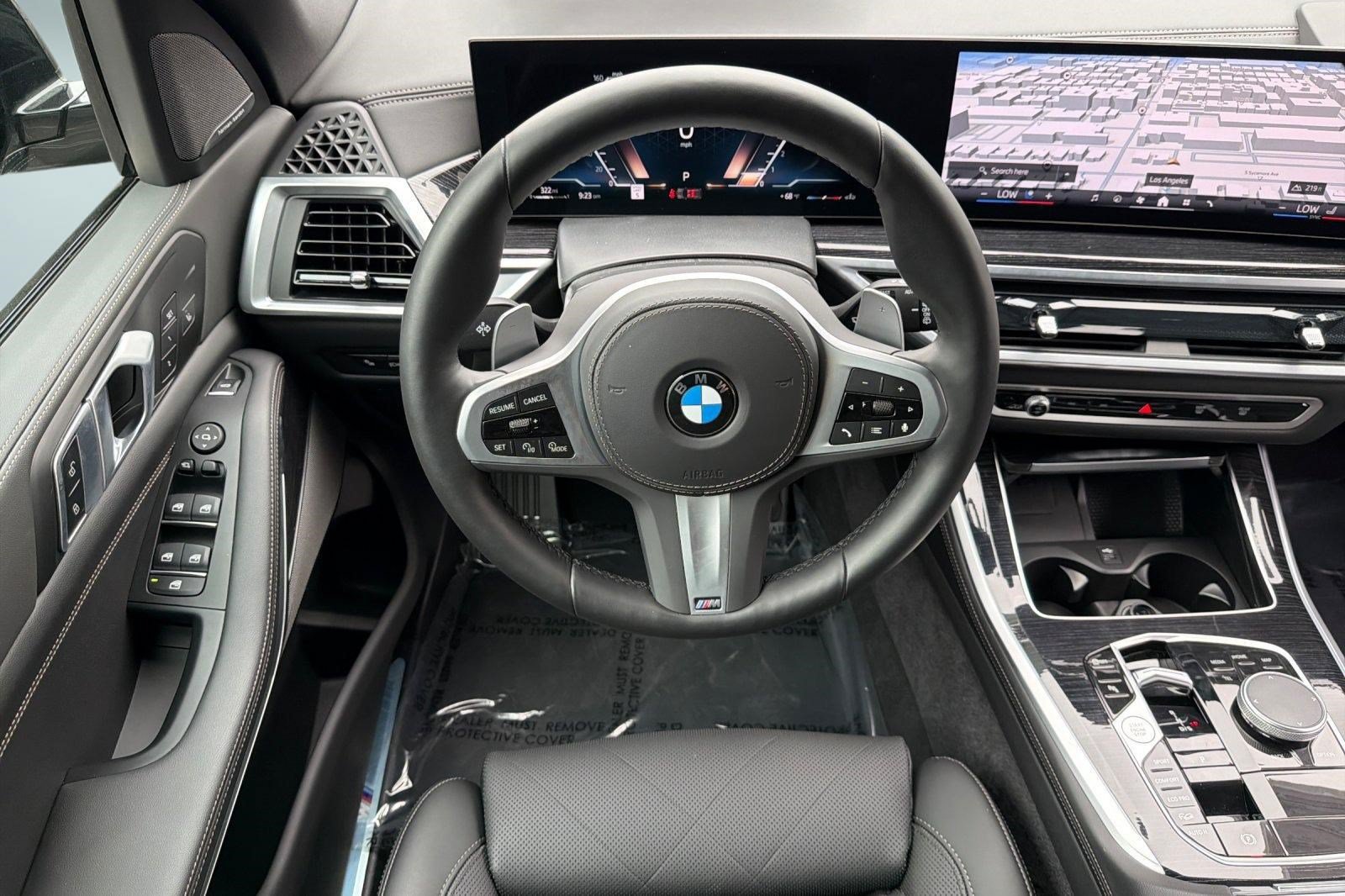 Used 2026 BMW X5 xDrive40i w/ M Sport Package AWD/4WD image 31