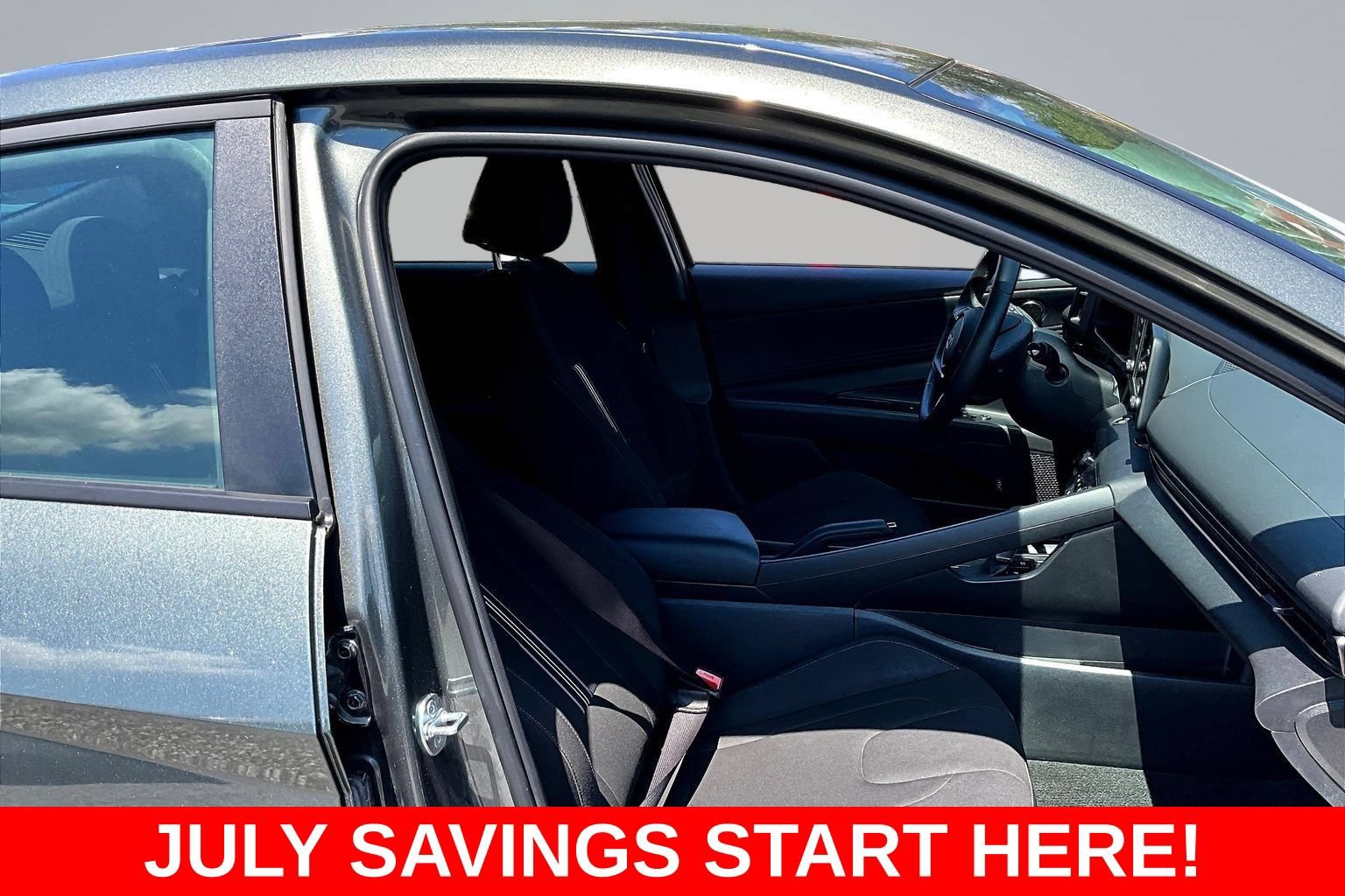Used 2025 Hyundai Elantra Sport FWD image 35