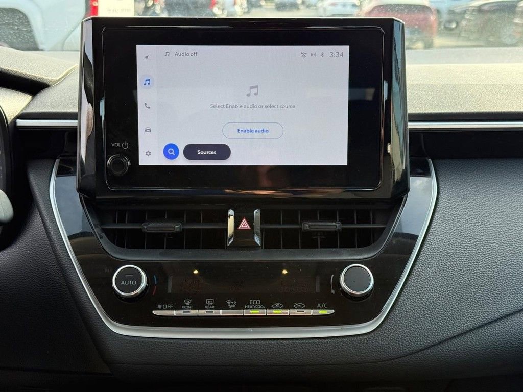 Used 2024 Toyota Corolla LE image 14