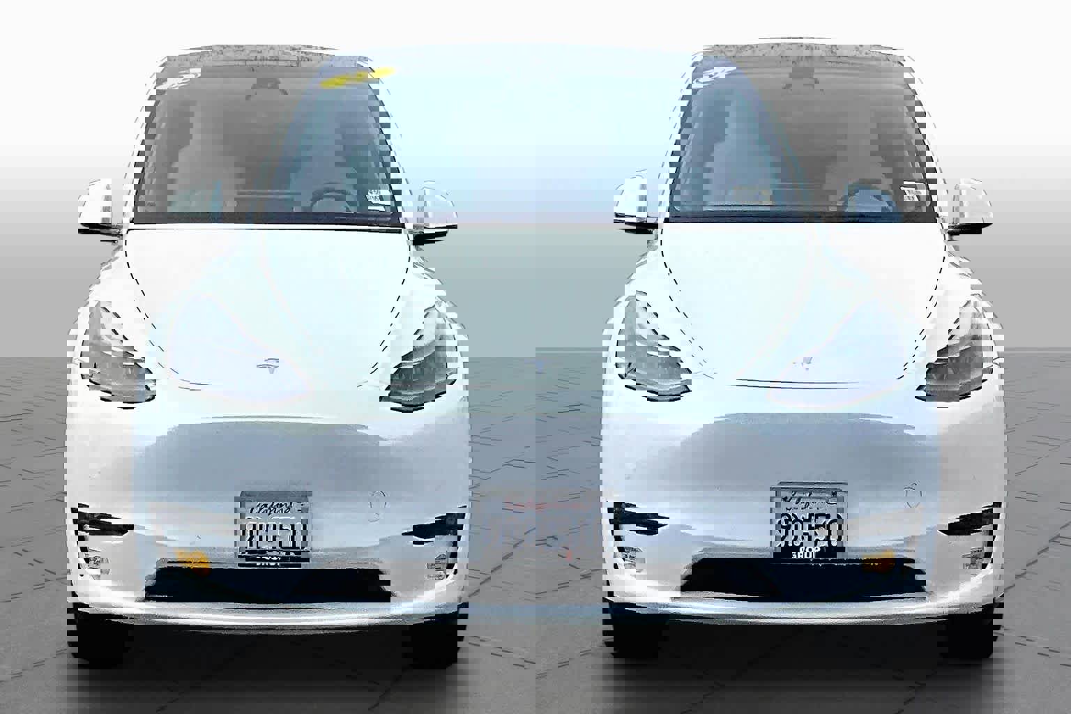 Used 2022 Tesla Model Y Long Range image 3