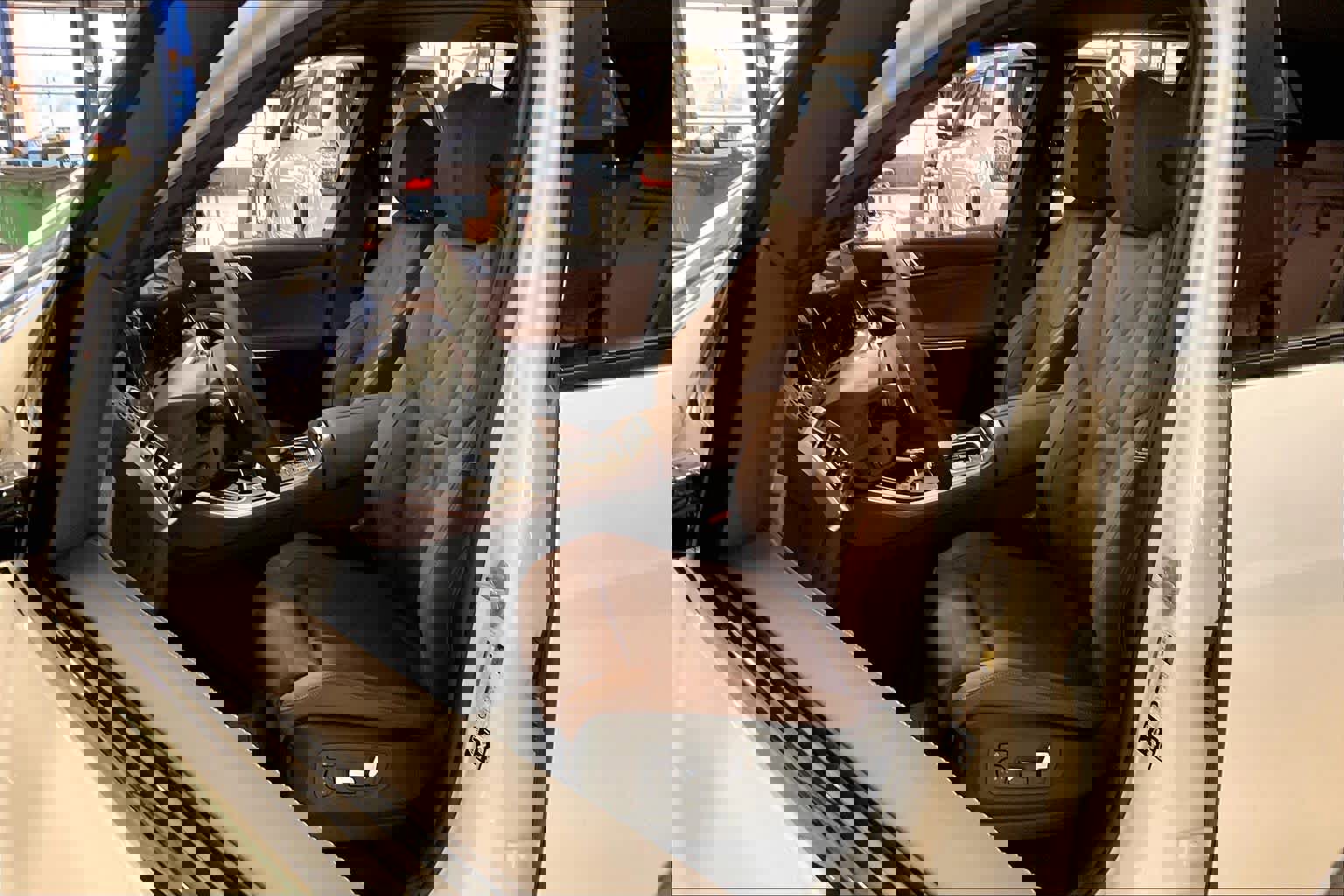 New 2026 BMW X5 xDrive40i w/ M Sport Package image 9