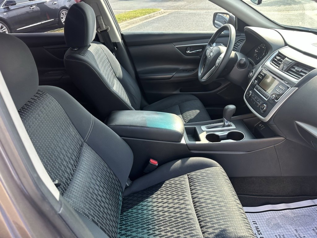 Used 2016 Nissan Altima 2.5 S w/ Power Driver Seat Package image 22