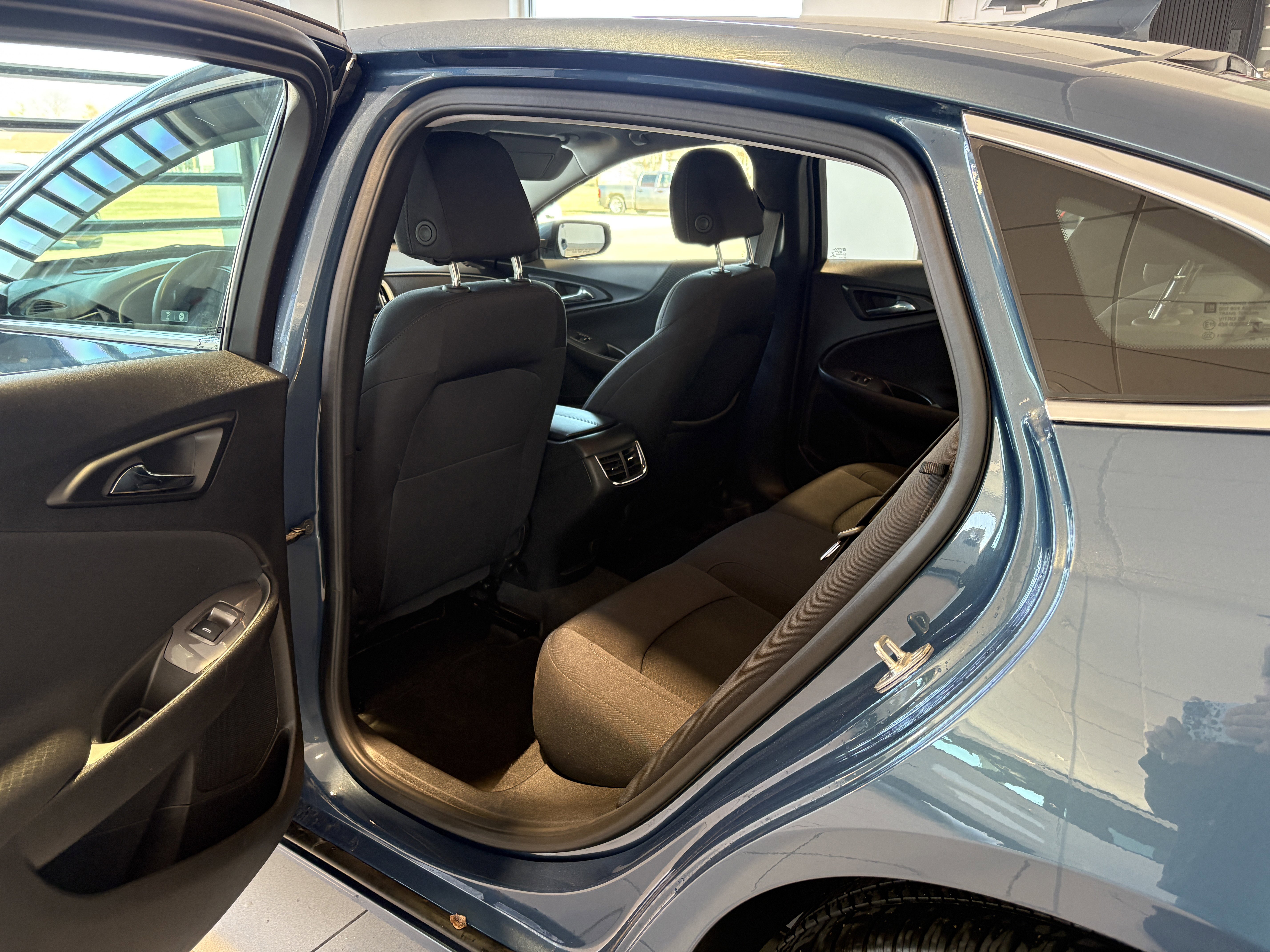 Used 2025 Chevrolet Malibu LT image 19