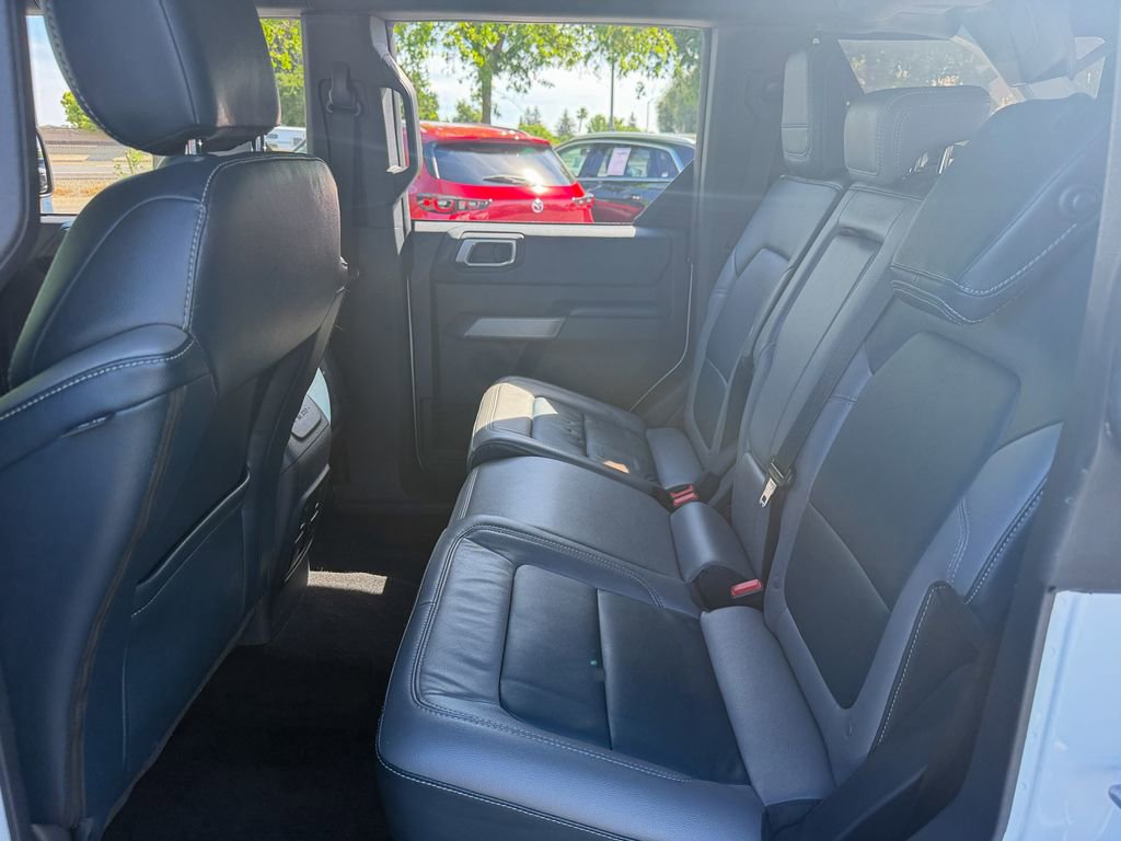 Used 2022 Ford Bronco Outer Banks image 24