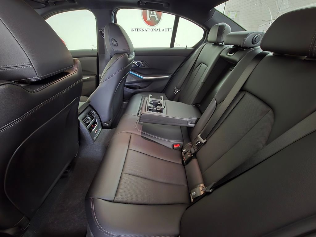 New 2026 BMW 330i xDrive Sedan w/ M Sport Package AWD/4WD image 19