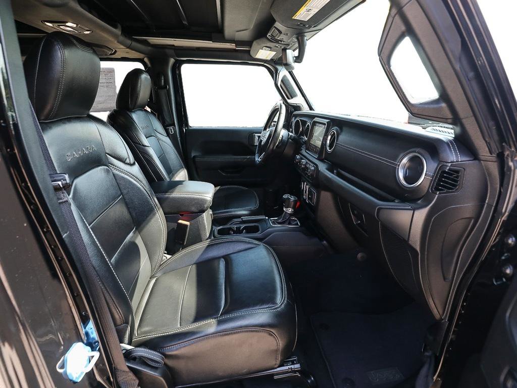 Used 2023 Jeep Wrangler Unlimited Sahara w/ Cold Weather Group AWD/4WD image 22
