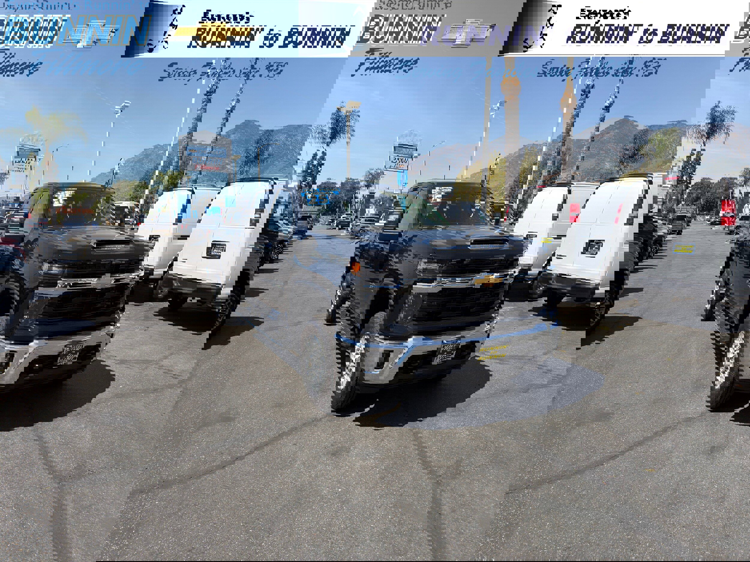 Used 2025 Chevrolet Silverado 2500 LT w/ Convenience Package image 1