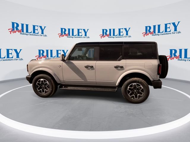 New 2026 Ford Bronco Outer Banks image 5