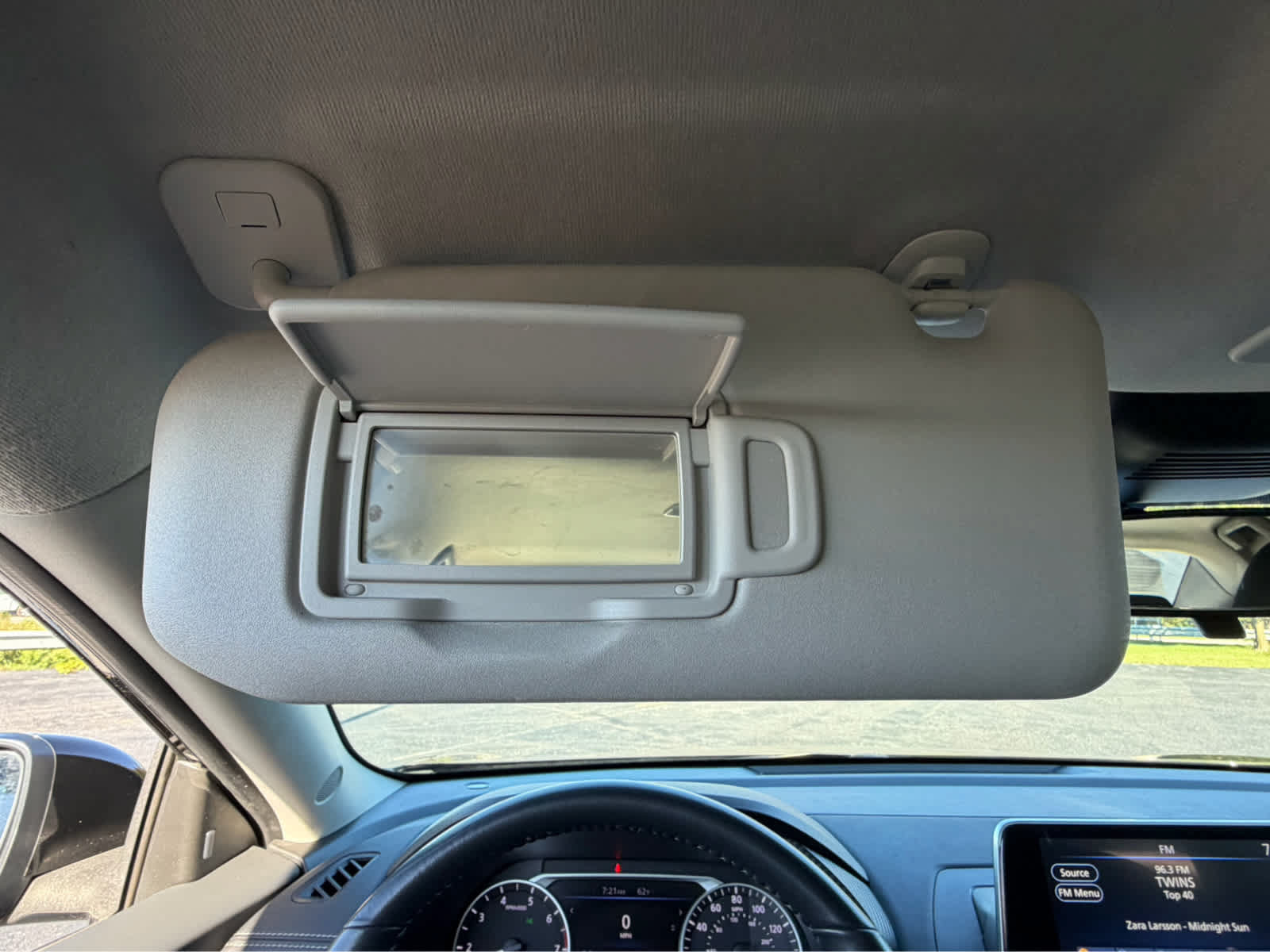 Used 2022 Nissan Sentra SV w/ Trunk Package FWD image 28