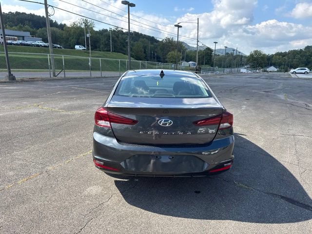 Used 2020 Hyundai Elantra Value Edition w/ Winter Weather Package FWD image 7