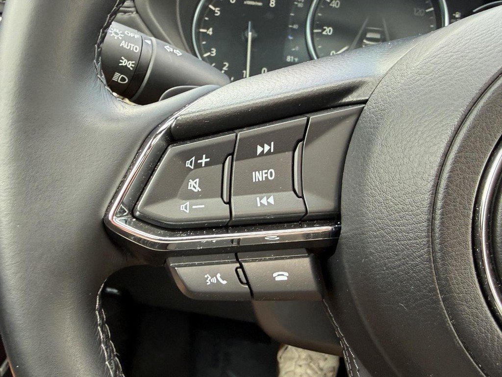 Used 2025 MAZDA CX-5 Signature AWD/4WD image 18