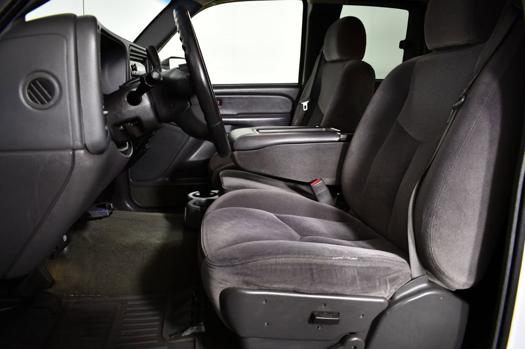 Used 2005 GMC Sierra 2500 SLE image 21