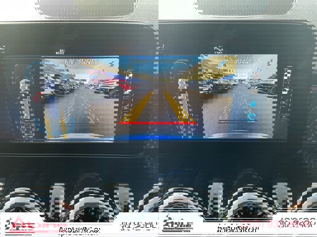 Used 2025 Mercedes-Benz GLB 250 4MATIC image 16