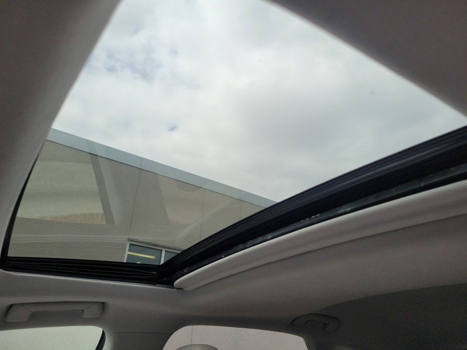 Used 2020 Lexus RX 350 w/ Premium Package image 25