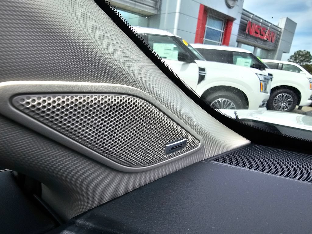 Certified 2025 Nissan Murano SL AWD/4WD image 19