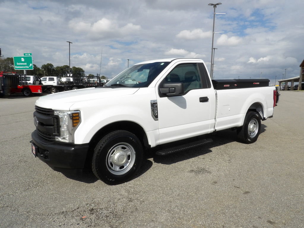 Used 2019 Ford F250 XL w/ Power Equipment Group image 3