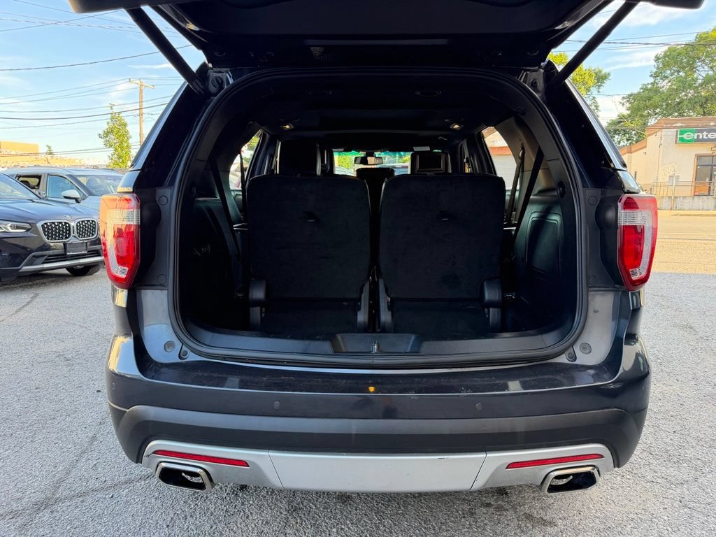 Used 2017 Ford Explorer Platinum AWD/4WD image 18