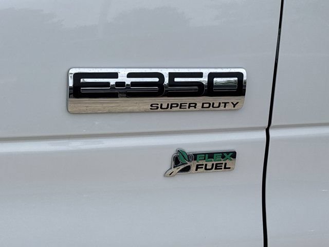 Used 2015 Ford E-350 and Econoline 350 Super Duty RWD image 11