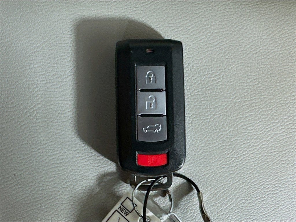 Used 2024 Mitsubishi Eclipse Cross SEL image 34