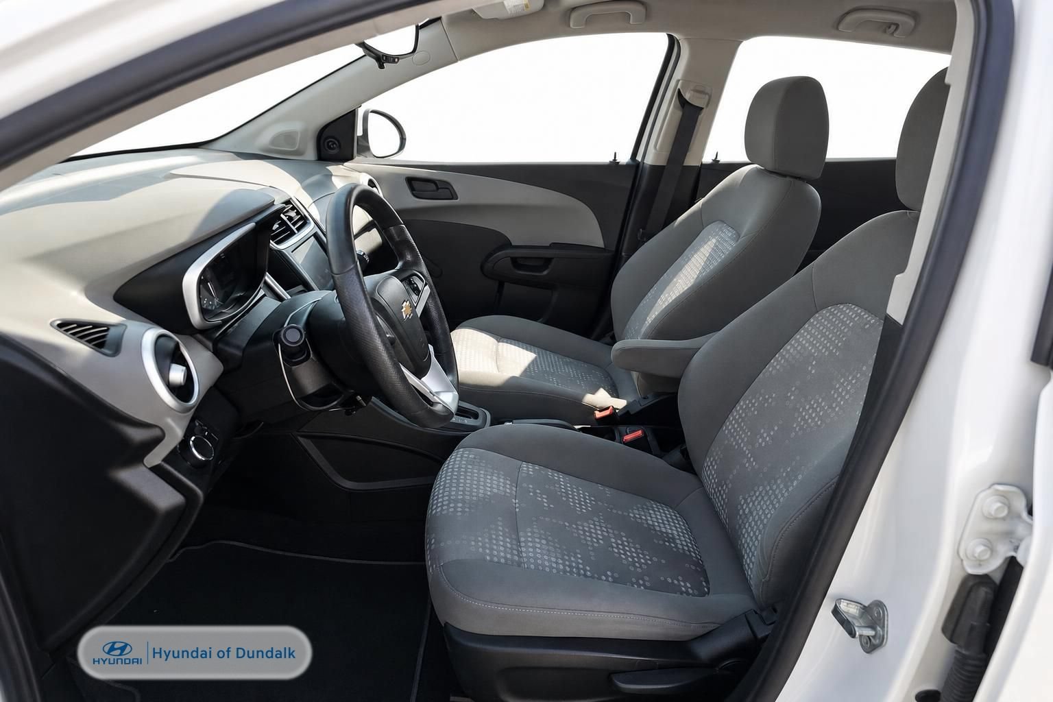 Used 2020 Chevrolet Sonic LT FWD image 7
