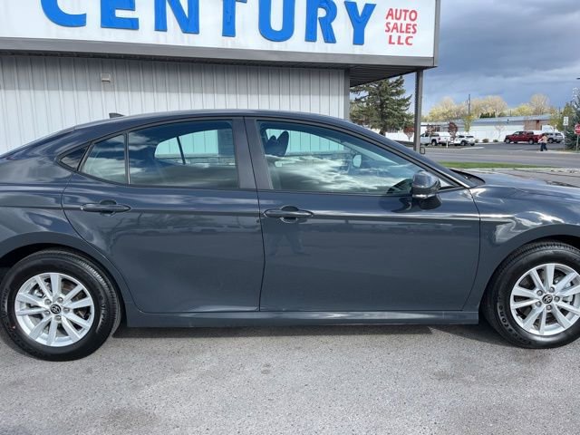 Used 2026 Toyota Camry LE FWD image 13