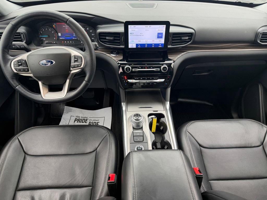 Used 2022 Ford Explorer Limited w/ Equipment Group 301A image 38