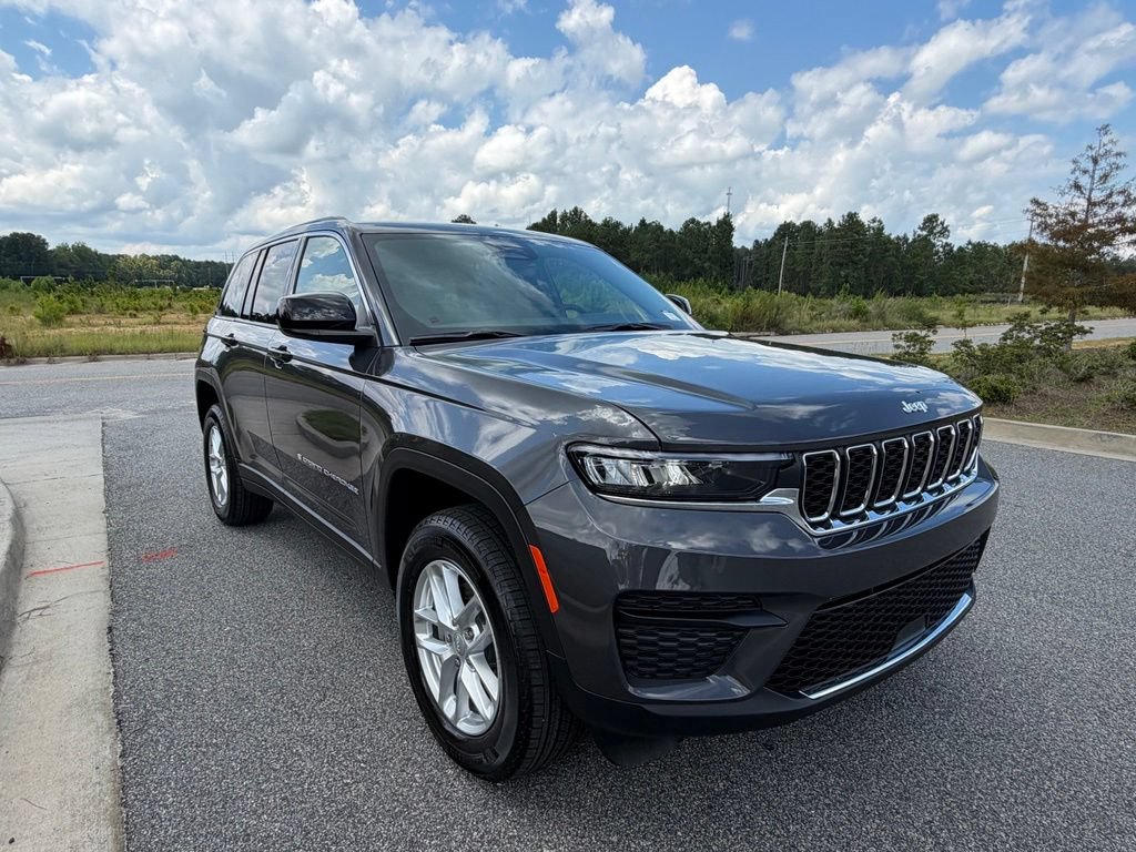 New 2026 Jeep Grand Cherokee Laredo RWD image 13