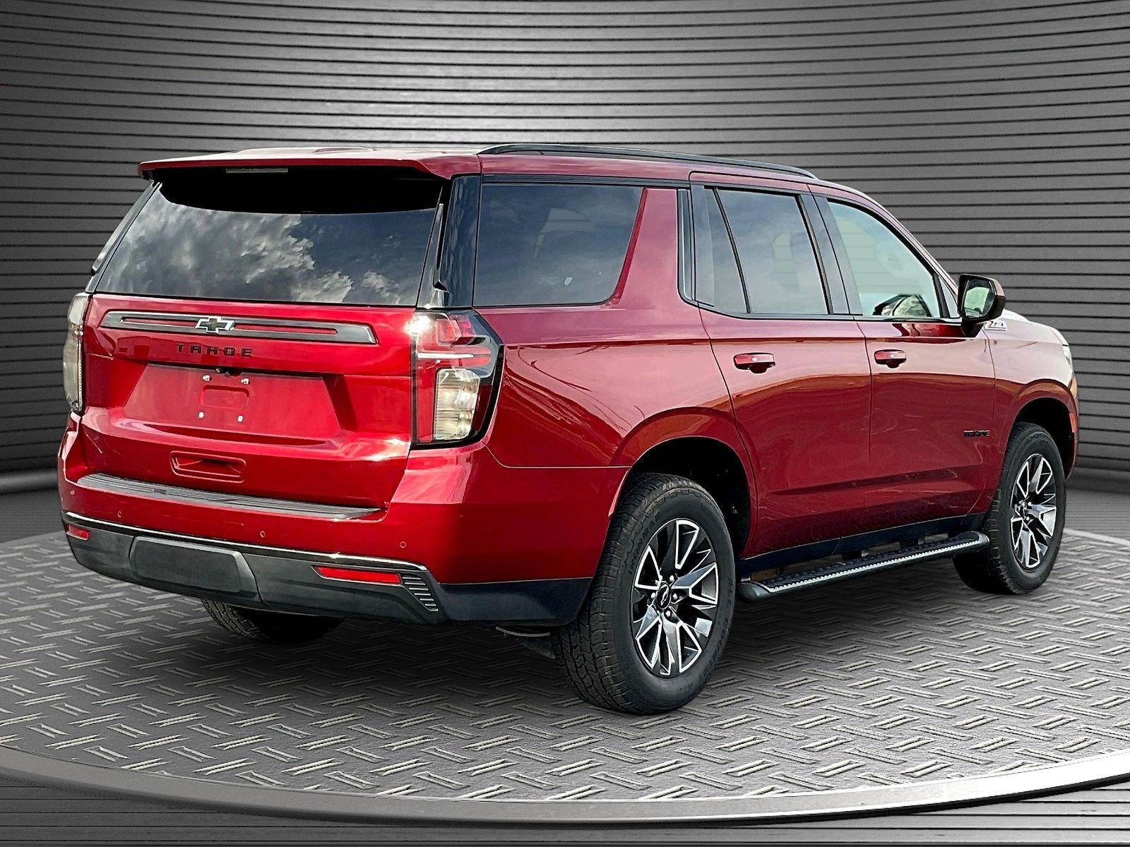 Used 2021 Chevrolet Tahoe Z71 AWD/4WD image 7