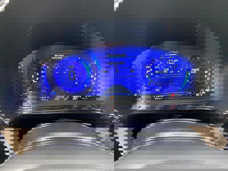 Certified 2020 Ford Escape Titanium w/ Titanium Premium Package 2.0 image 18