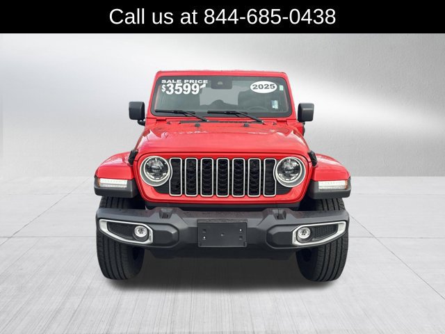 Certified 2025 Jeep Wrangler Unlimited Sahara w/ Safety Group AWD/4WD image 2