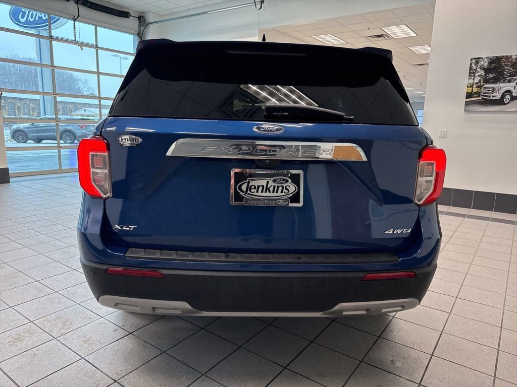 Used 2023 Ford Explorer XLT w/ Equipment Group 202A image 11