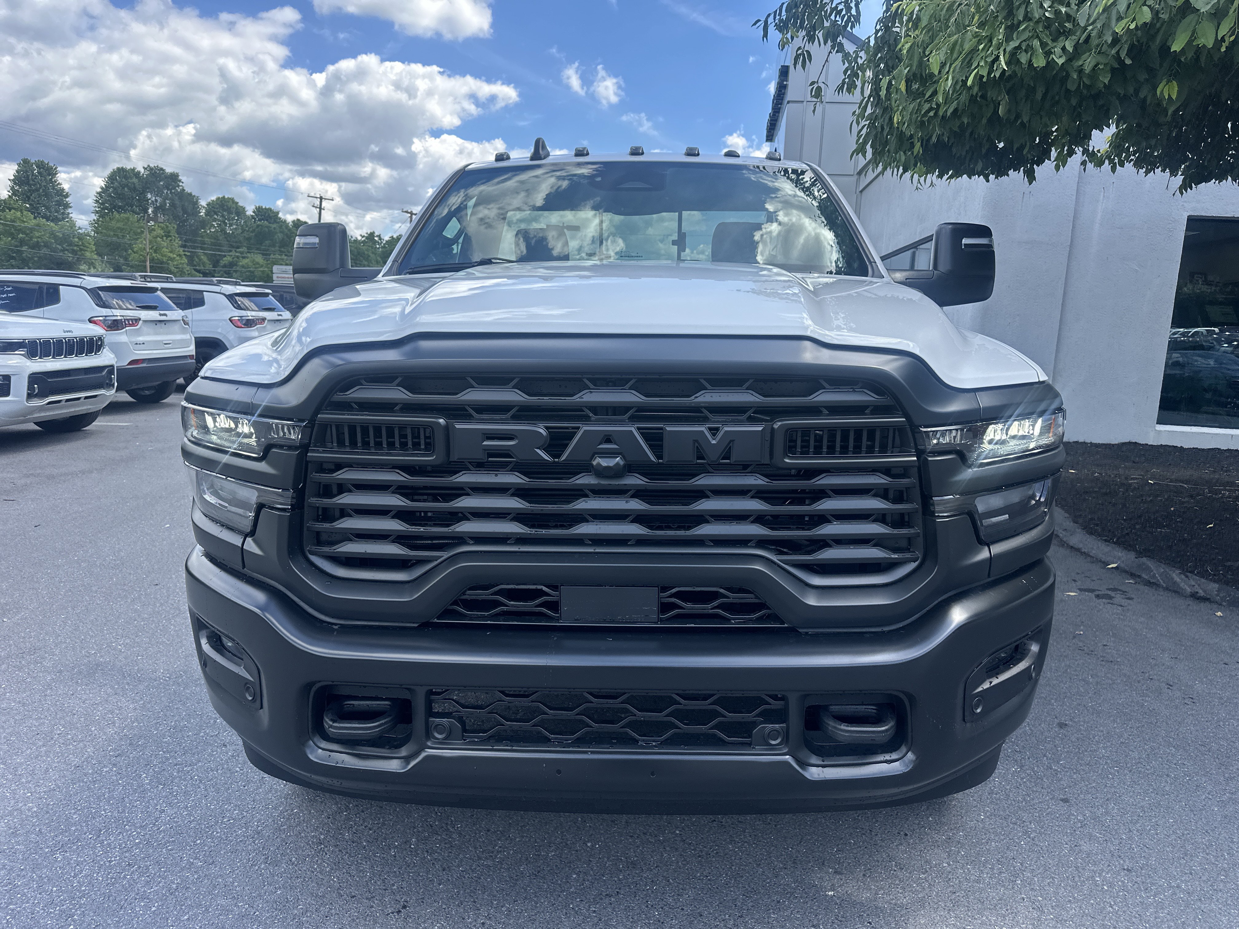 New 2026 RAM 2500 Tradesman AWD/4WD image 9