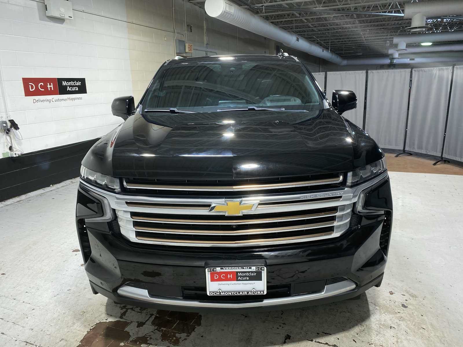Used 2023 Chevrolet Tahoe High Country w/ Advanced Technology Package AWD/4WD image 6