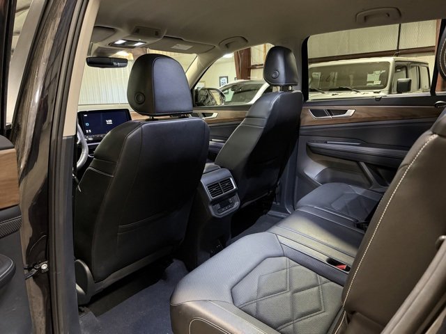 Used 2025 Volkswagen Atlas SE image 10
