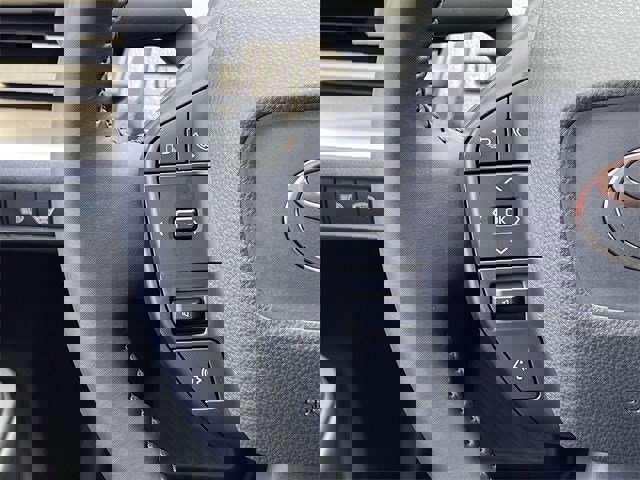 New 2026 Toyota Prius LE image 13