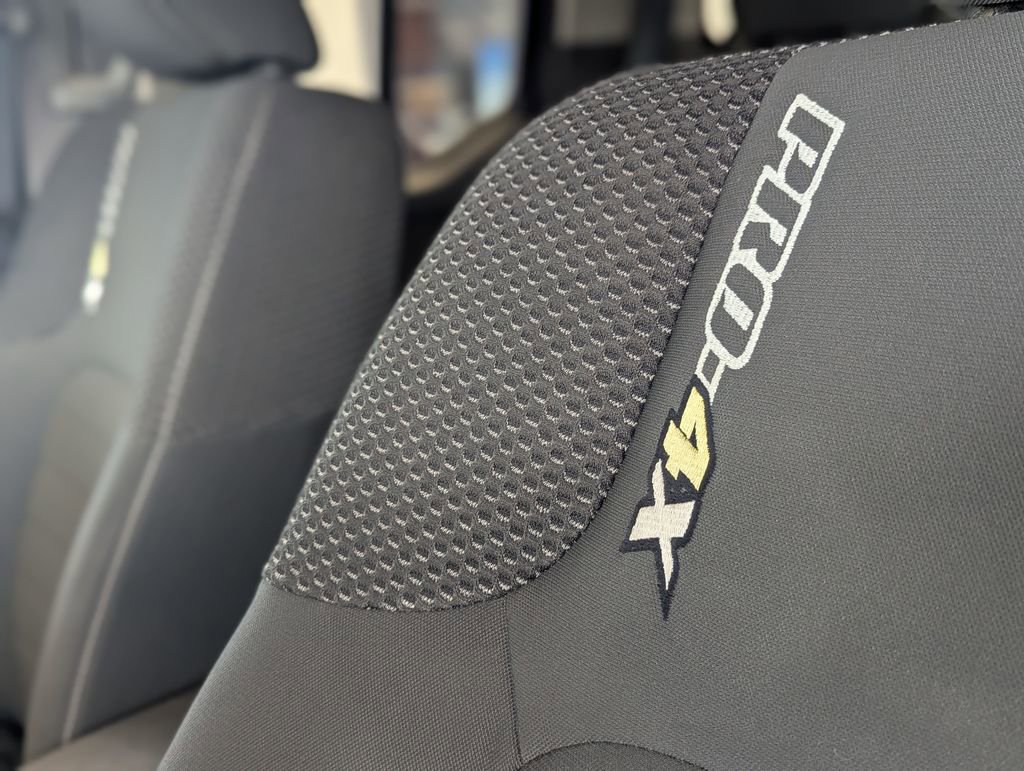 Used 2019 Nissan Frontier PRO-4X image 14