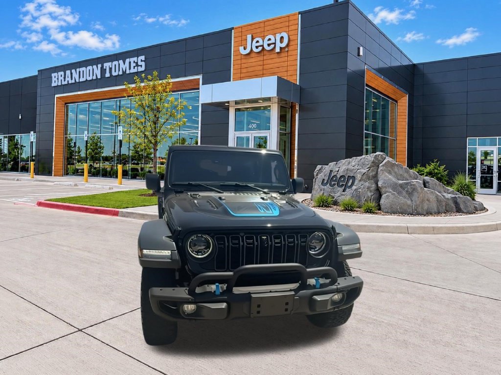 Used 2023 Jeep Wrangler Unlimited Rubicon 4xe AWD/4WD image 3
