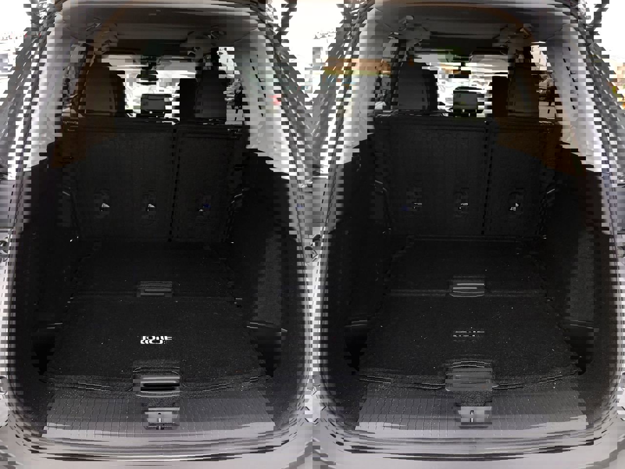 Used 2023 Nissan Rogue SL w/ SL Premium Package image 9