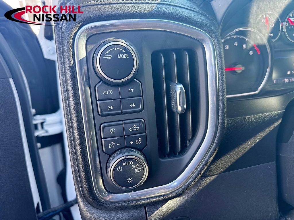 Used 2021 Chevrolet Silverado 1500 LT Trail Boss w/ Bed Protection Package image 9