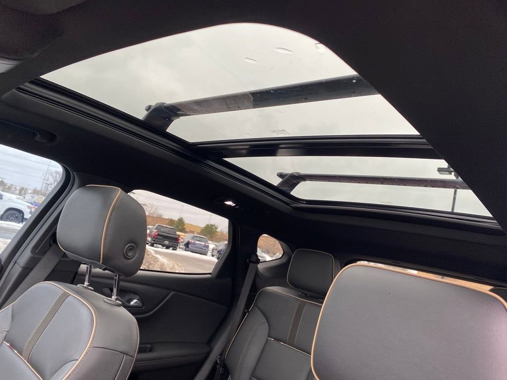 Used 2023 Chevrolet Blazer Premier w/ Driver Confidence II Package image 19