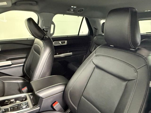 Used 2021 Ford Explorer Limited w/ Equipment Group 301A image 32