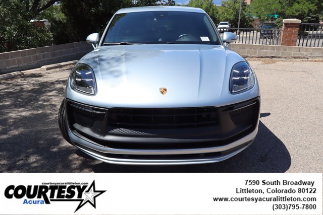 Used 2022 Porsche Macan GTS AWD/4WD image 2