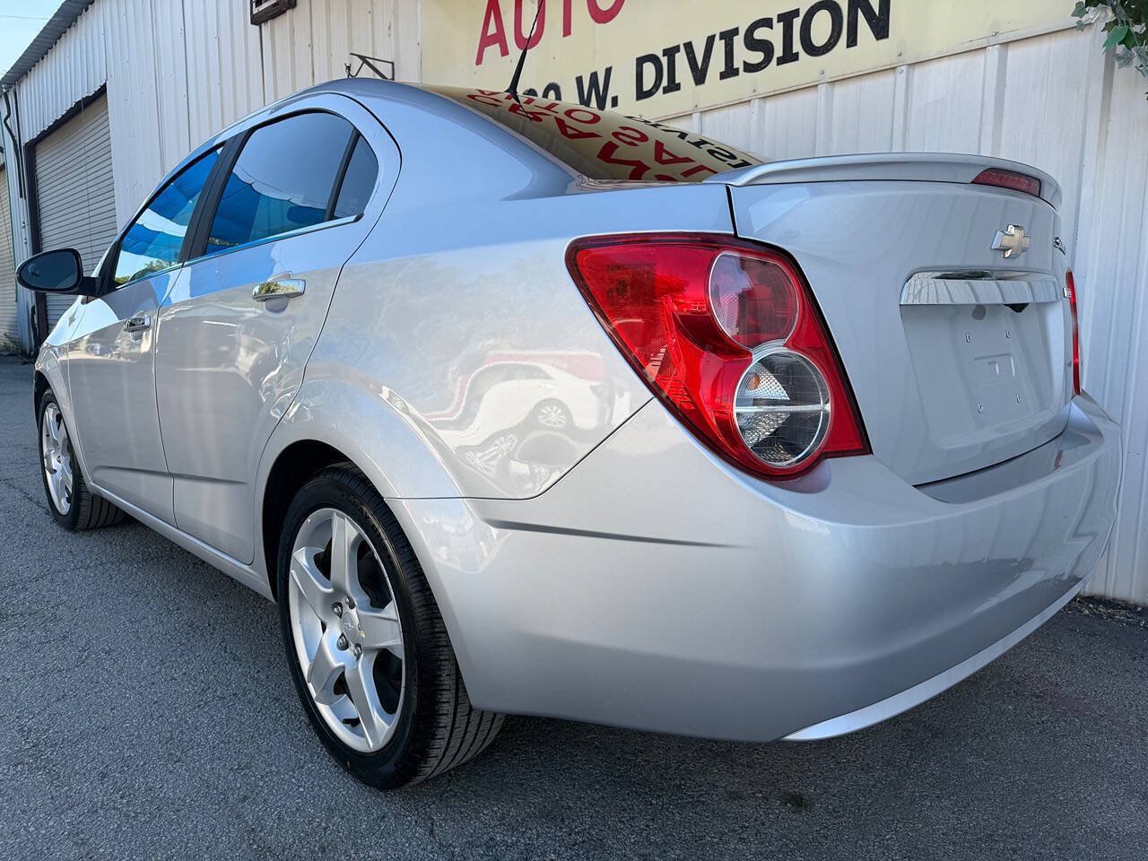 Used 2014 Chevrolet Sonic LTZ FWD image 10