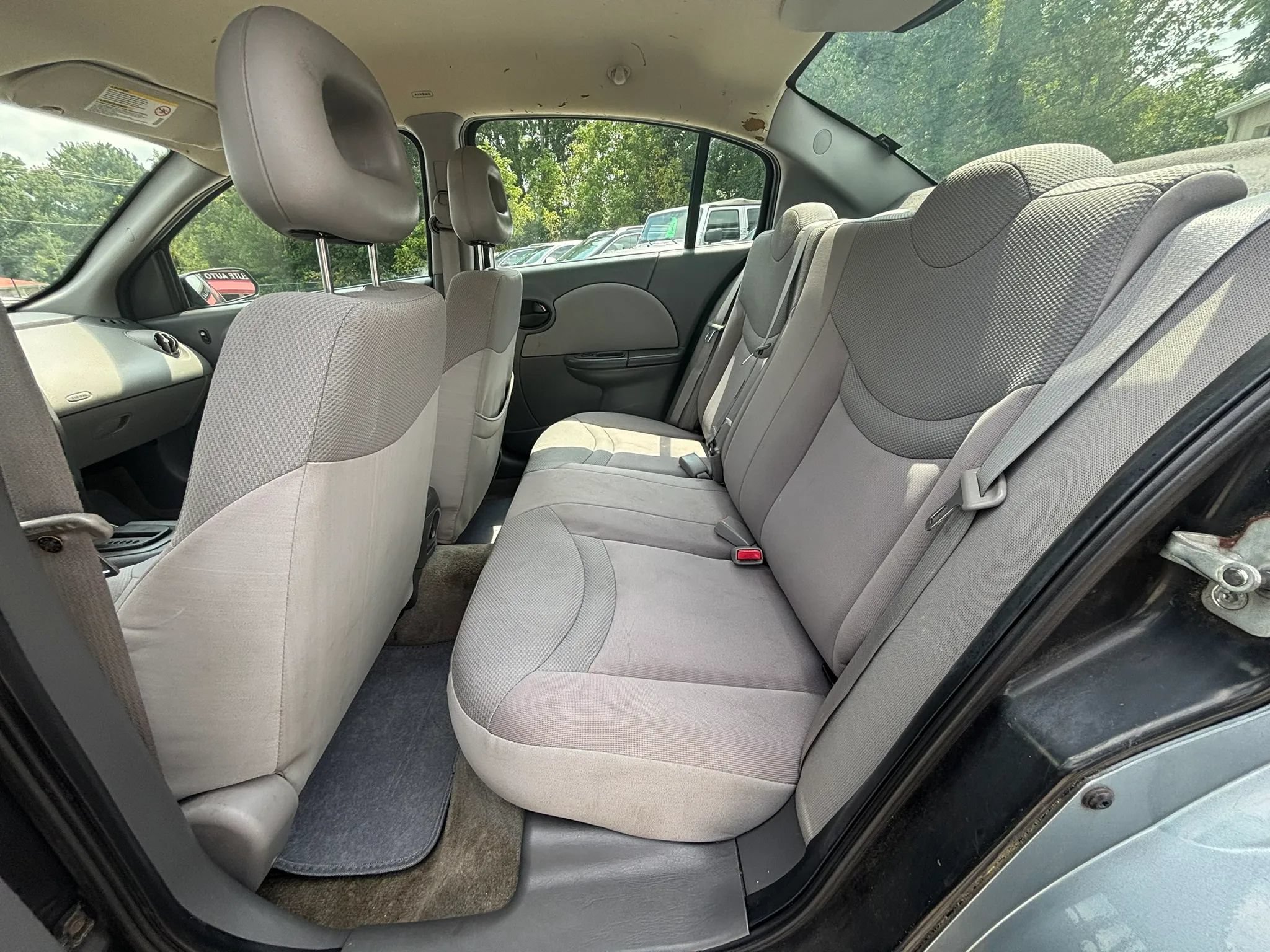 Used 2003 Saturn ION Level 2 w/ Convenience Pkg FWD image 18