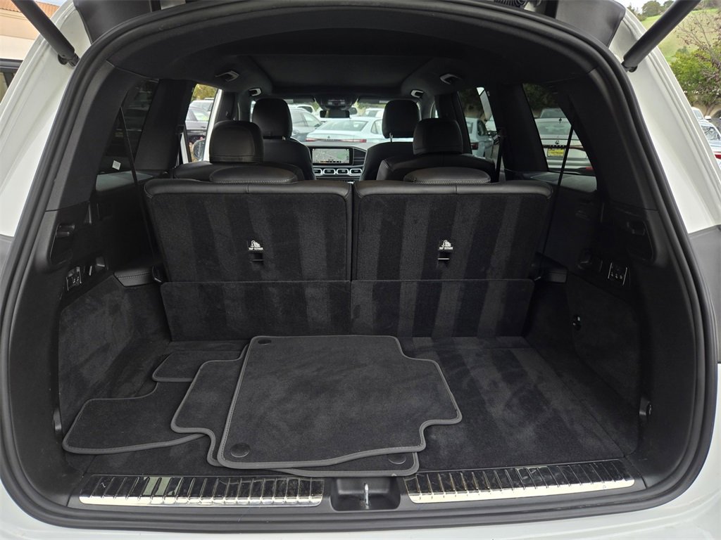 Used 2023 Mercedes-Benz GLS 450 4MATIC image 35